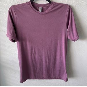 Next Level Apparel  T Shirt ⛄️2/$15